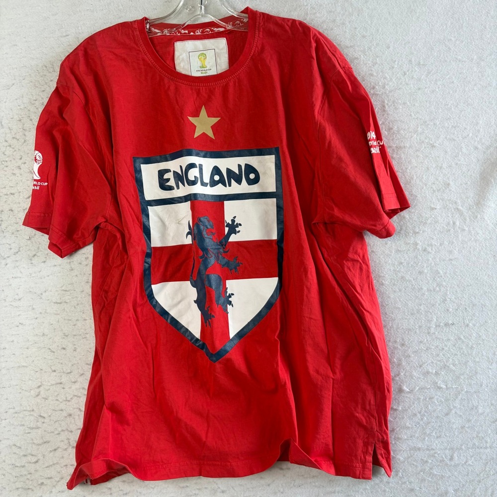FIFA World Cup Brasil‎ T Shirt Mens XL Red England Soccer Crest Graphic 2014